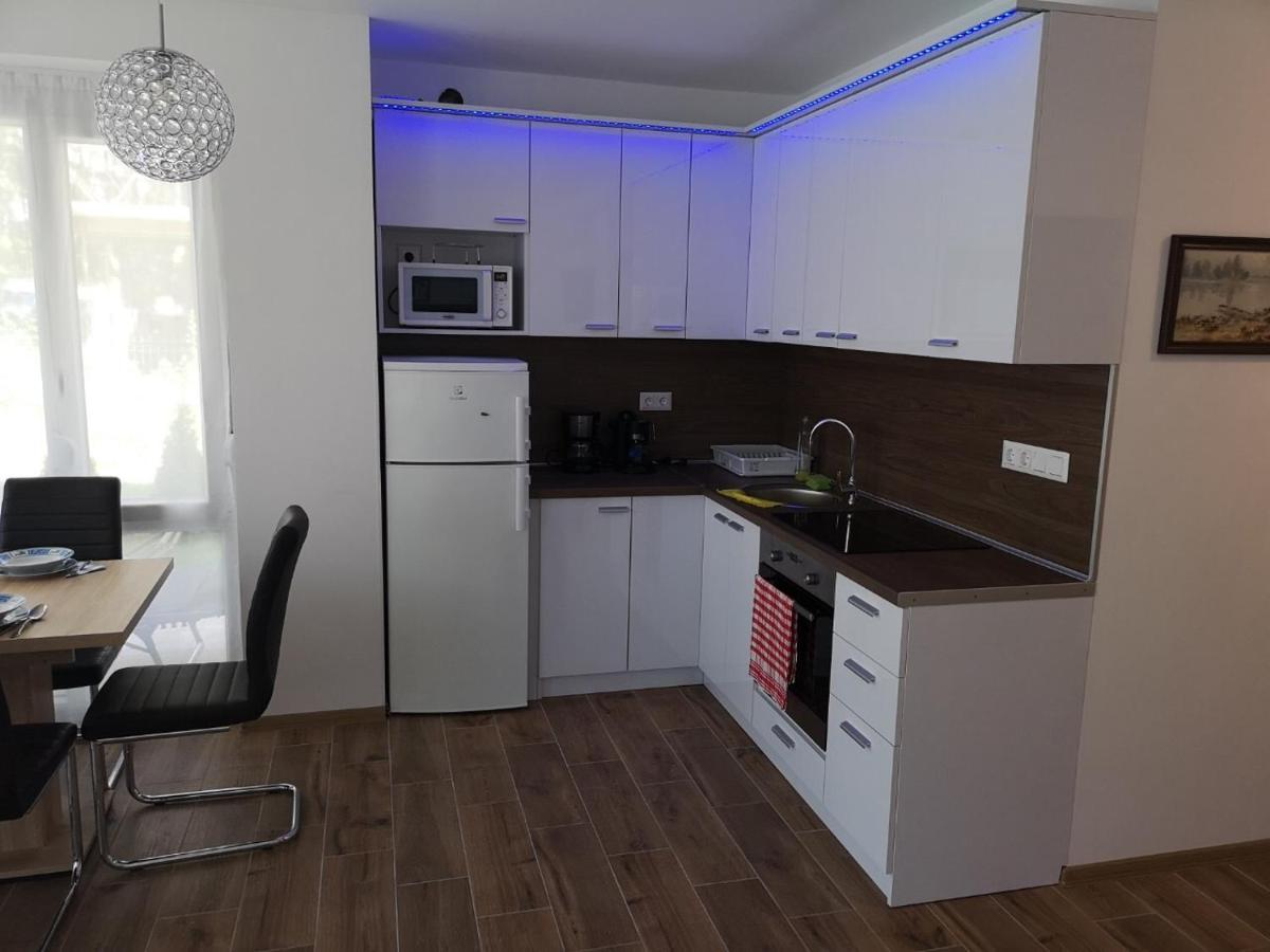 Апартаменти Nella Apartman Шіофок Екстер'єр фото