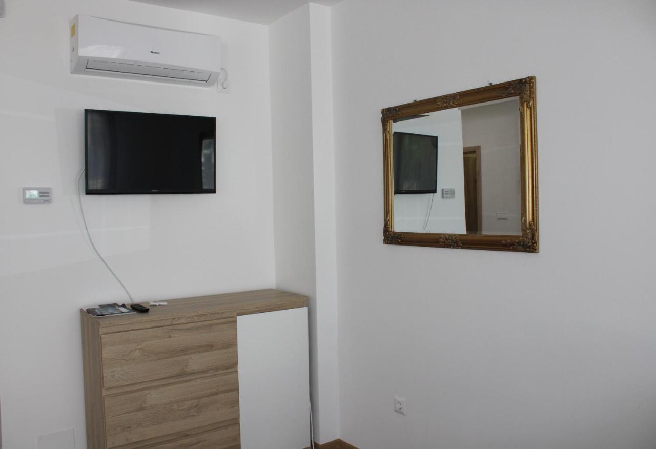 Апартаменти Nella Apartman Шіофок Екстер'єр фото